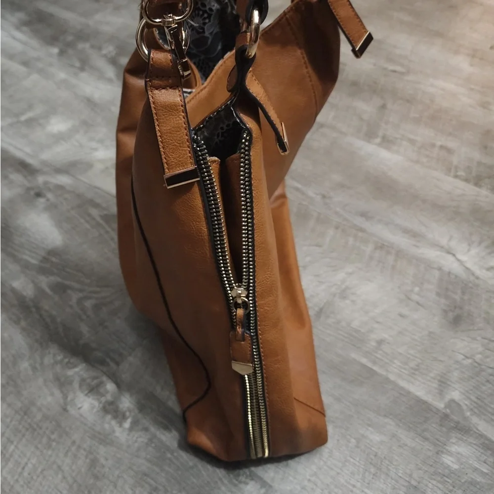 IMOSHION Tan Faux Leather Hobo Bag With Adjustable Stap‎